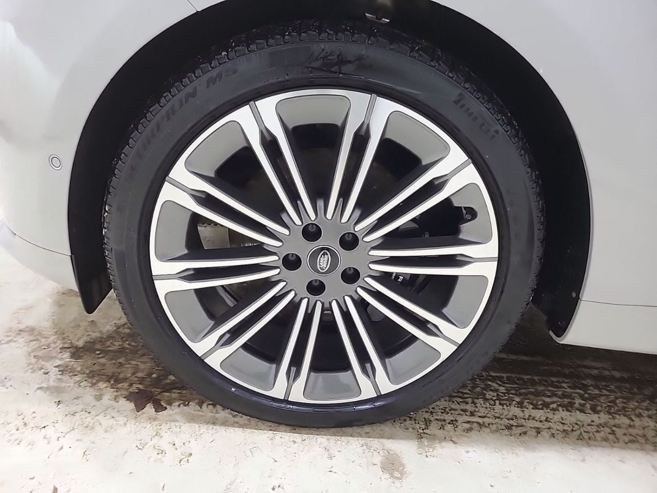 Land Rover Range Rover Sport DYNAMIC SE P400