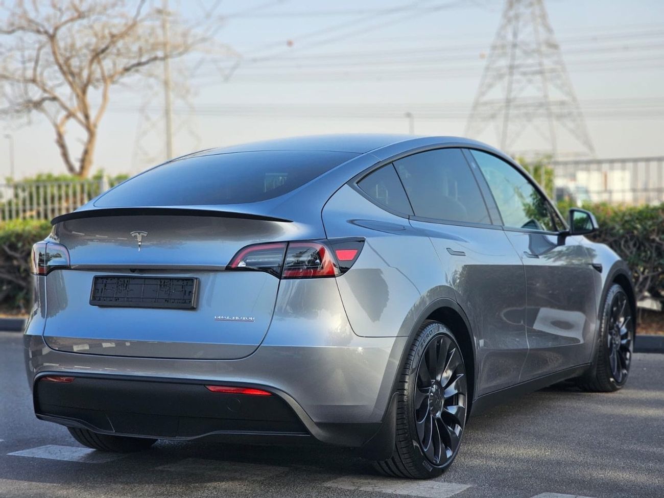 تسلا موديل Y Performance (AWD)