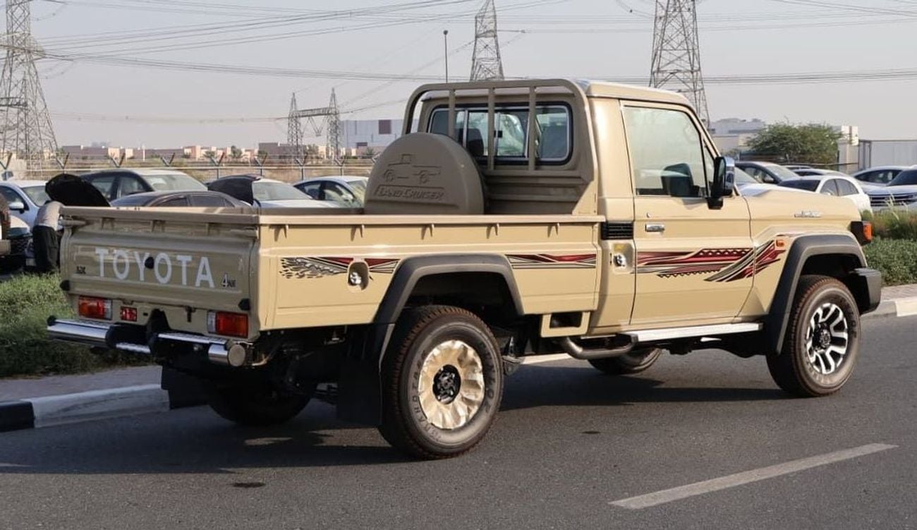 تويوتا لاند كروزر بيك أب 70 TOYOTA LC79 SINGLE CAB 2.8L DIESEL AT 2026 FULL OPTION