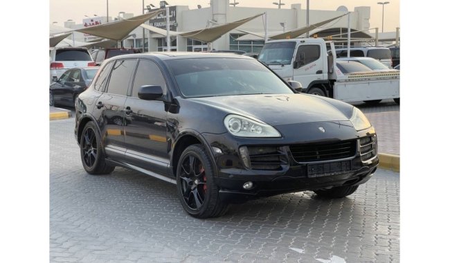 Porsche Cayenne GTS Model 2010GTS, Gulf, Full Option, Sunroof, 8 cylinders, automatic transmission in excellent conditio