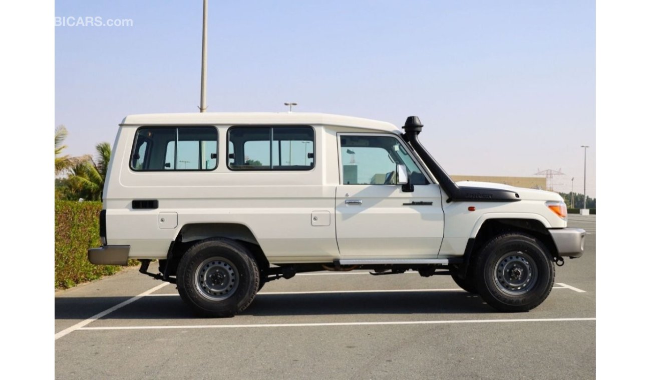 تويوتا لاند كروزر هارد توب 2023| SPECIAL PRICE LC 78E PETROL 4.0L HARDTOP 3 DOORS 4X4 EXPORT ONLY