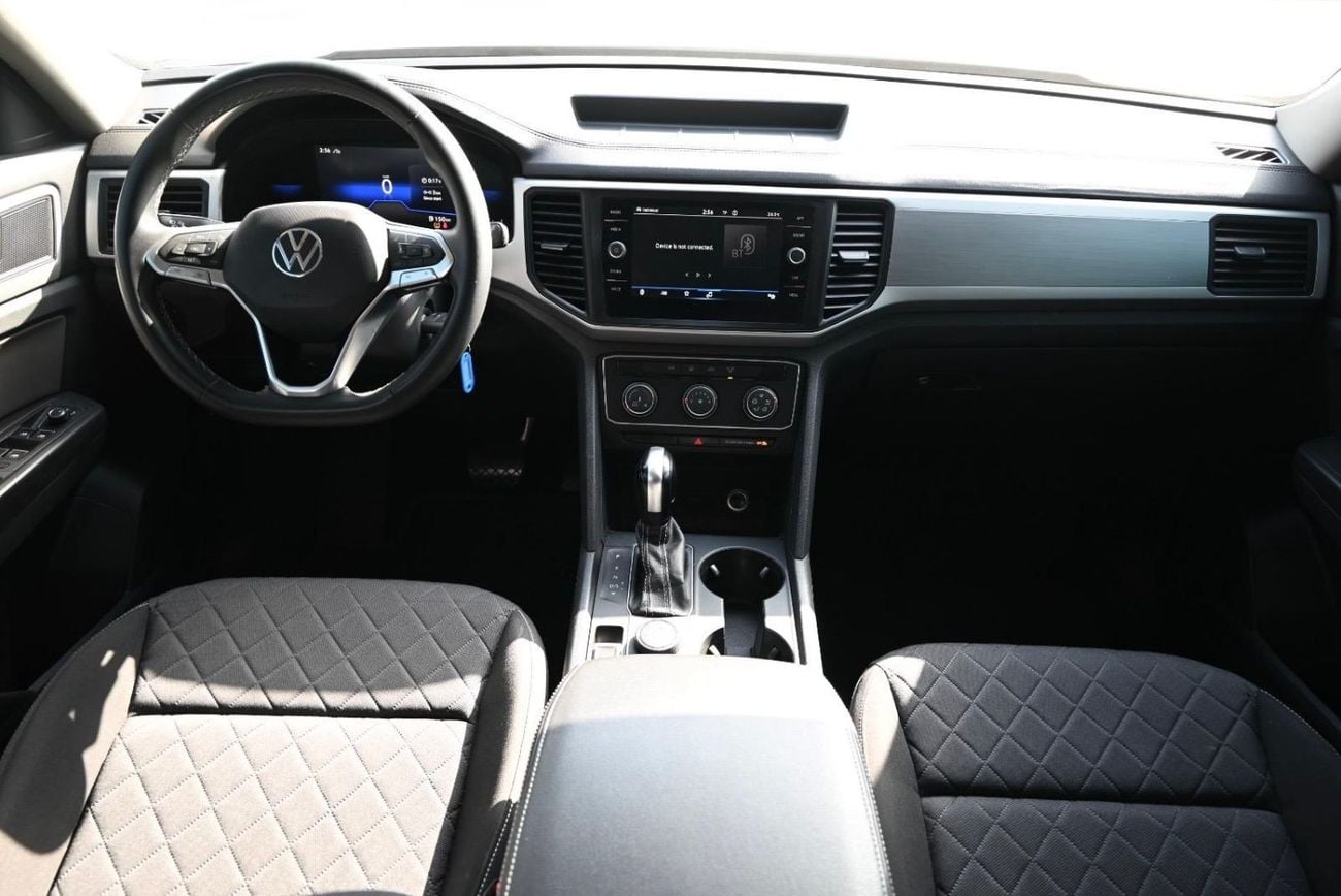 Volkswagen Teramont Trendline 3.6L 0% DP - AGENCY MAINTAINED - VOLKSWAGEN TERAMONT  4WD - LOW MILEAGE - GCC