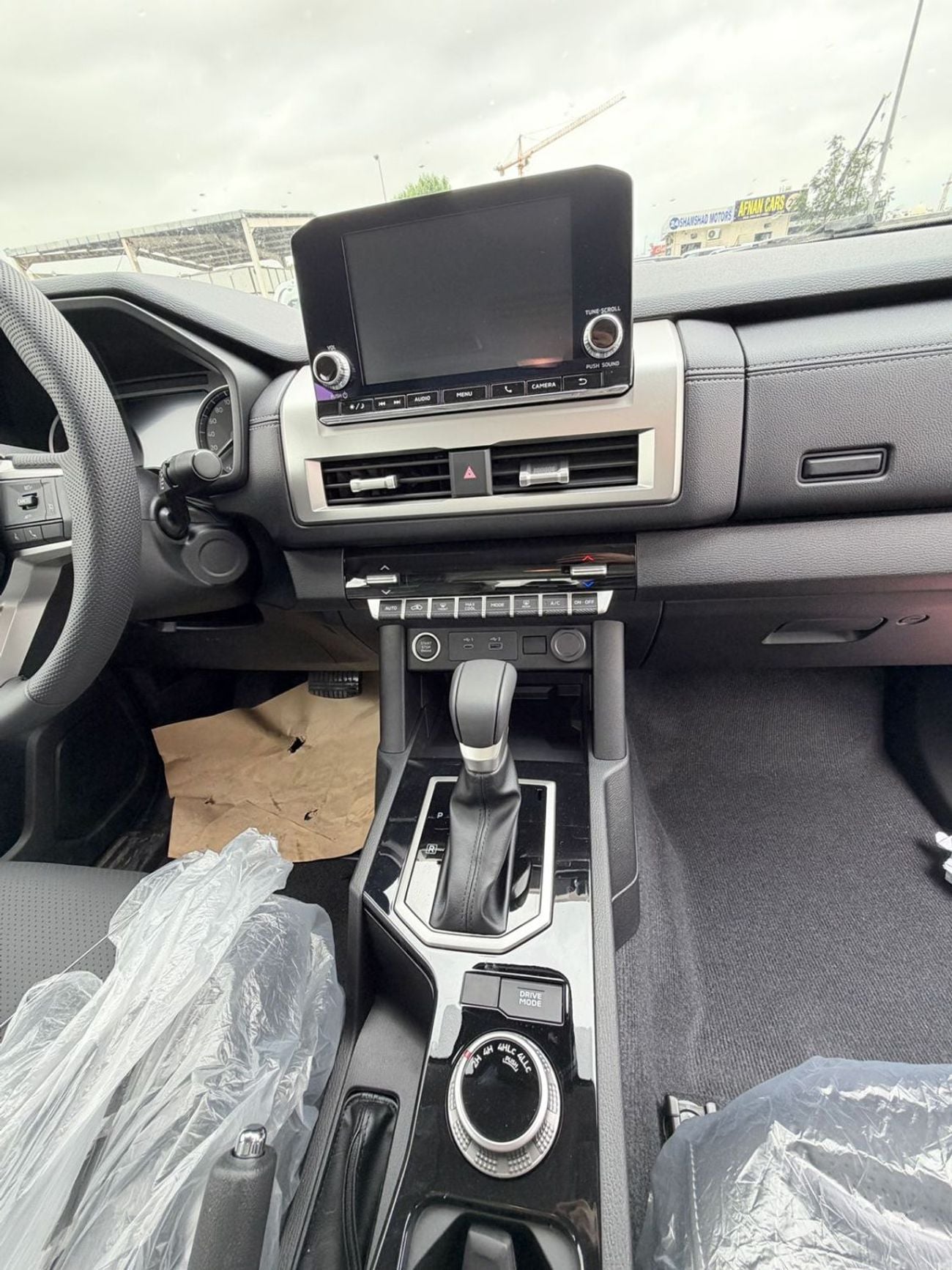 ميتسوبيشي L200 GL SPORTARO AUTAMTIC DESEIL