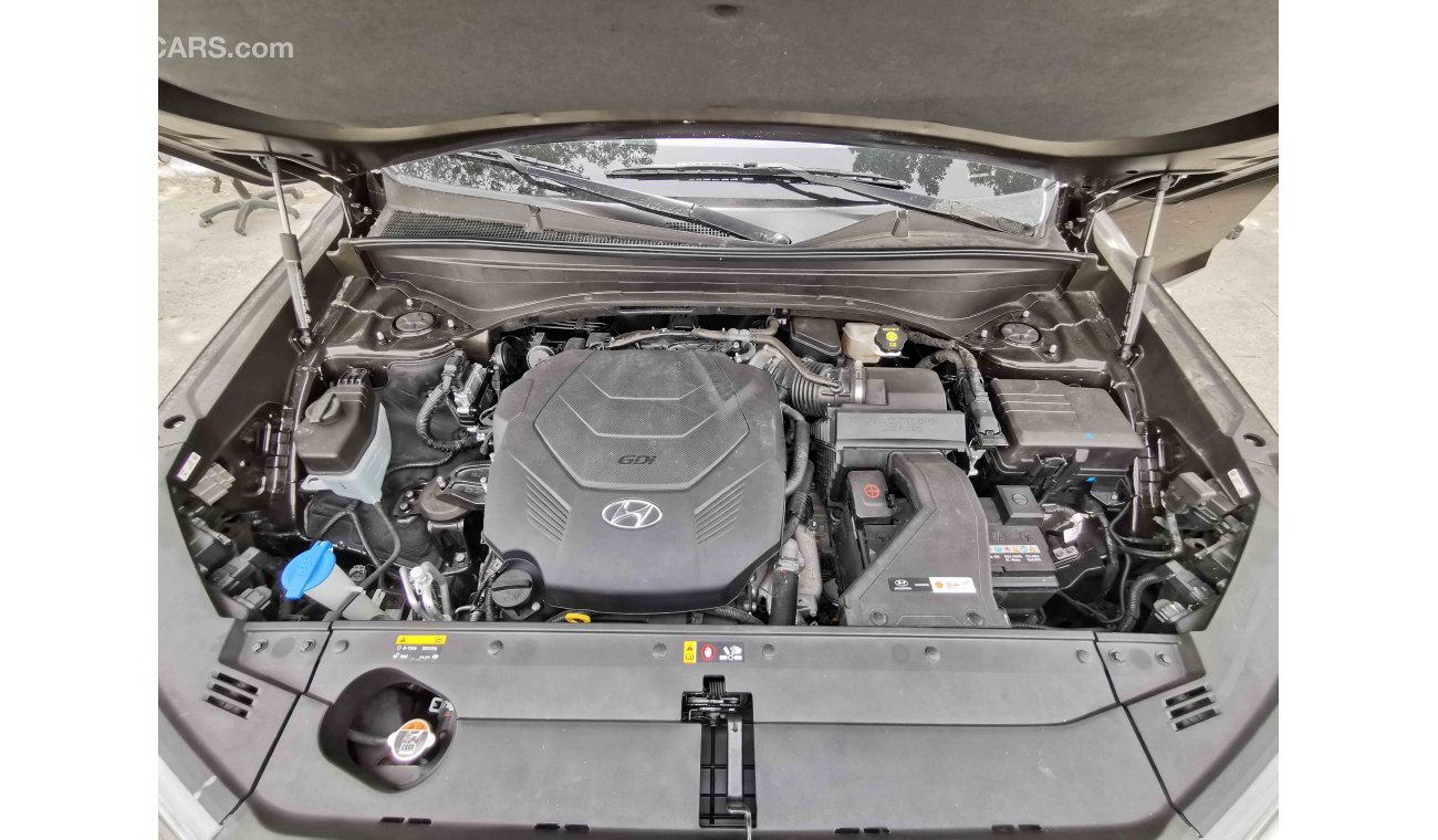 هيونداي باليساد 3.8L V6 Petrol, 18" Rims, Rear Camera View Button, LED Headlights, Front & Rear A/C (CODE # HP01)
