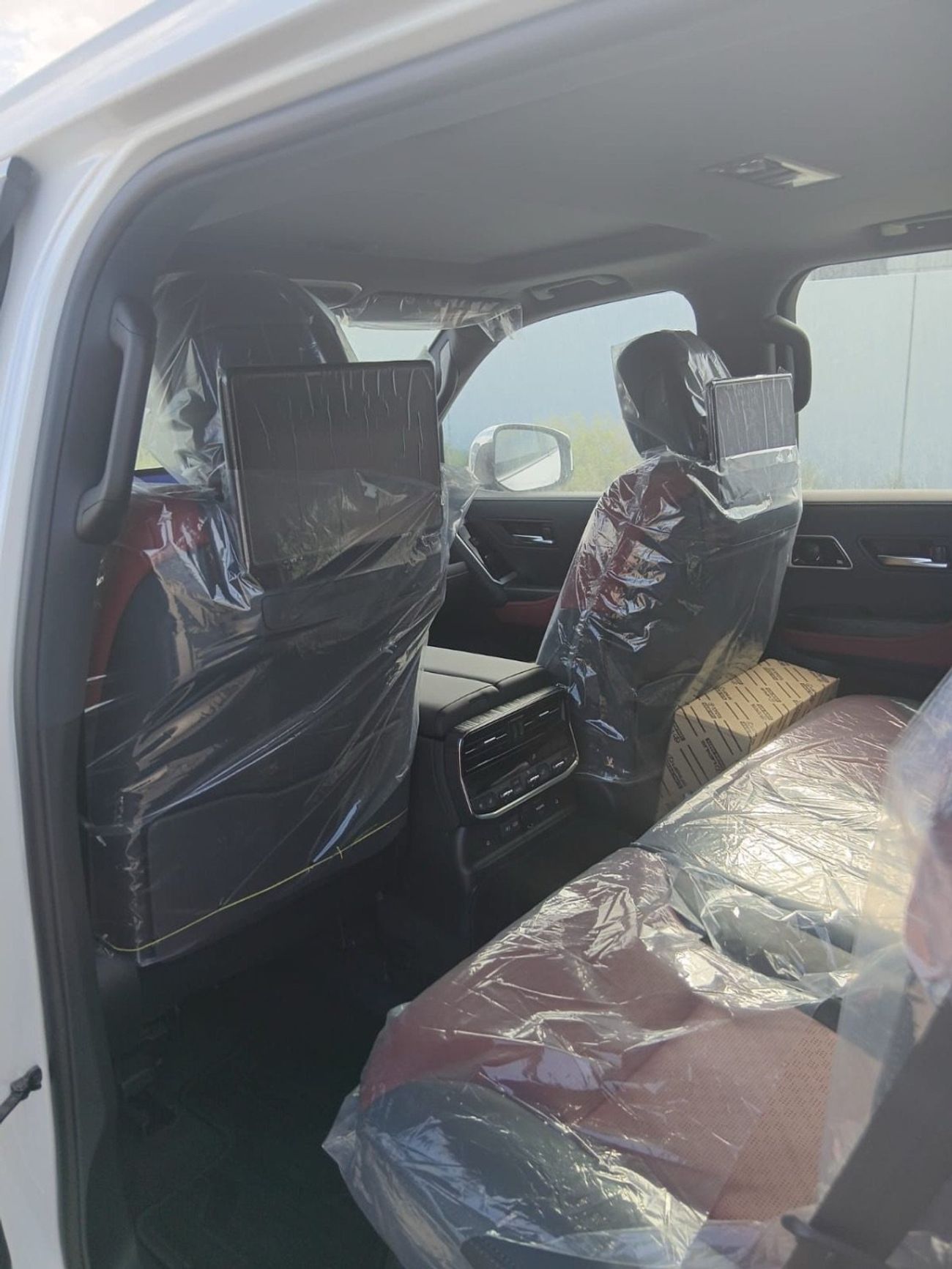 Toyota Land Cruiser 3.5T VXR Hybrid