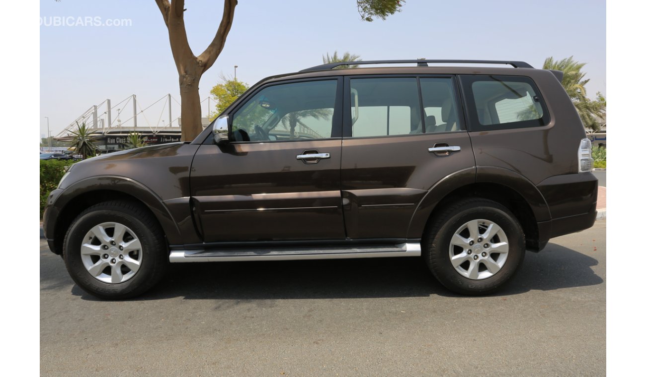 ميتسوبيشي باجيرو 3.0cc Midline, With Sunroof, Alloy wheels and Cruise control(9747)