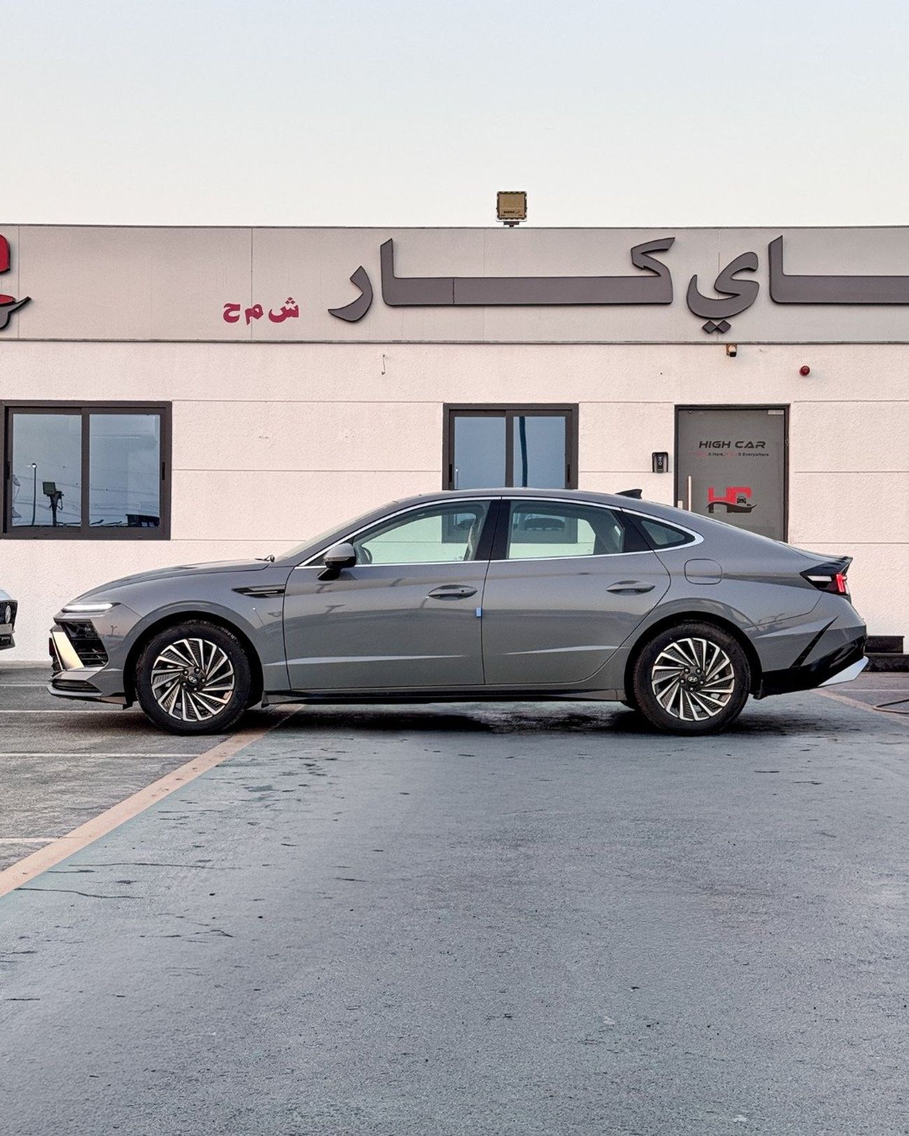 Hyundai Sonata HYUNDAI Sonata 2.0L HEV - 2025 MODEL