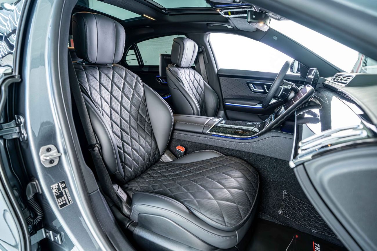 Mercedes-Benz S 550  S500 L 4 Matic-Low Mileage-Full Options-Premium Metallic Exclusive Paint