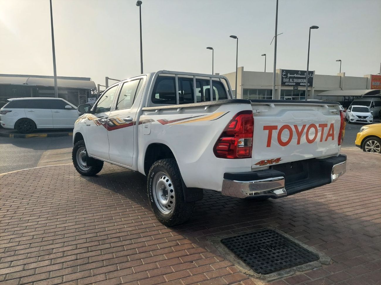 Toyota Hilux DC 2.4L 4WD DIESEL MANUAL TRANSMISSION