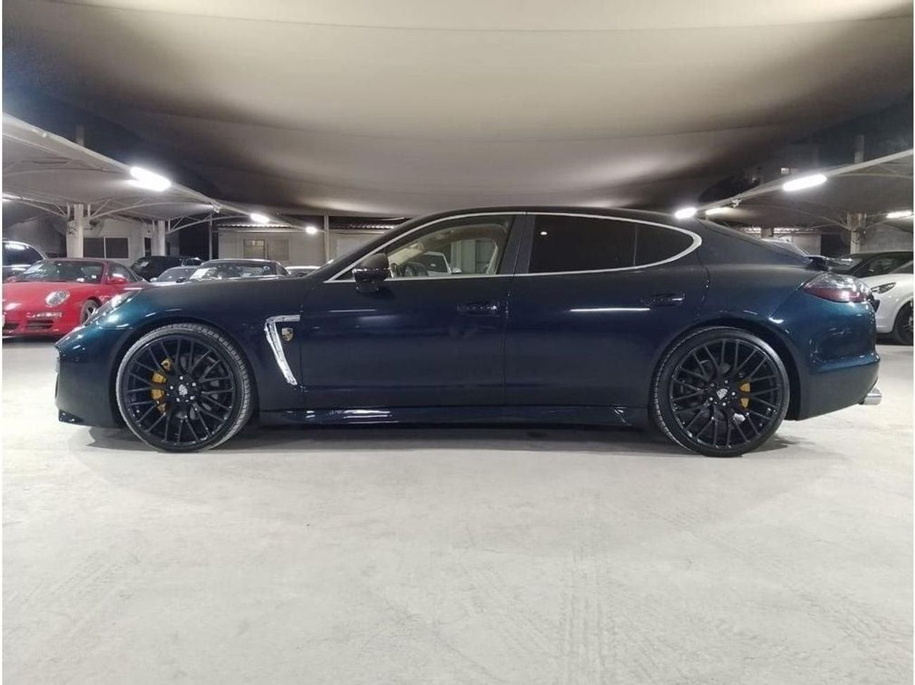 بورش باناميرا S 4.8