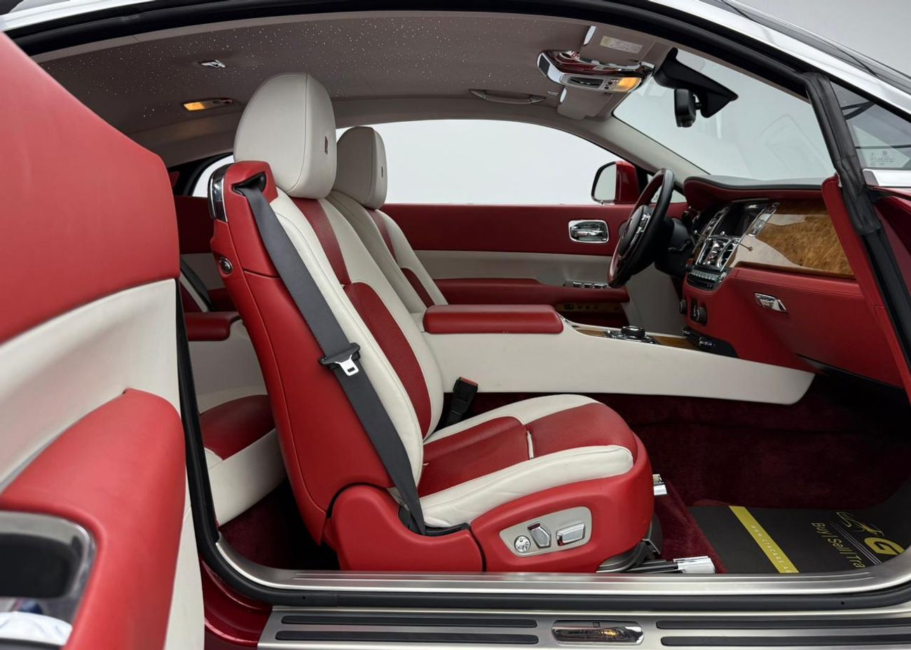 رولز رويس واريث 2019 Rolls-Royce Wraith Black Badge, Warranty, Service History, Excellent Condition, GCC