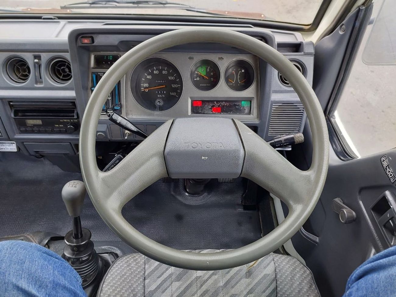 Toyota Toyoace TOYOTA TOYOACE TRUCK RHD 1994 MODEL 3.7 L DIESEL MANUAL(PM50518)