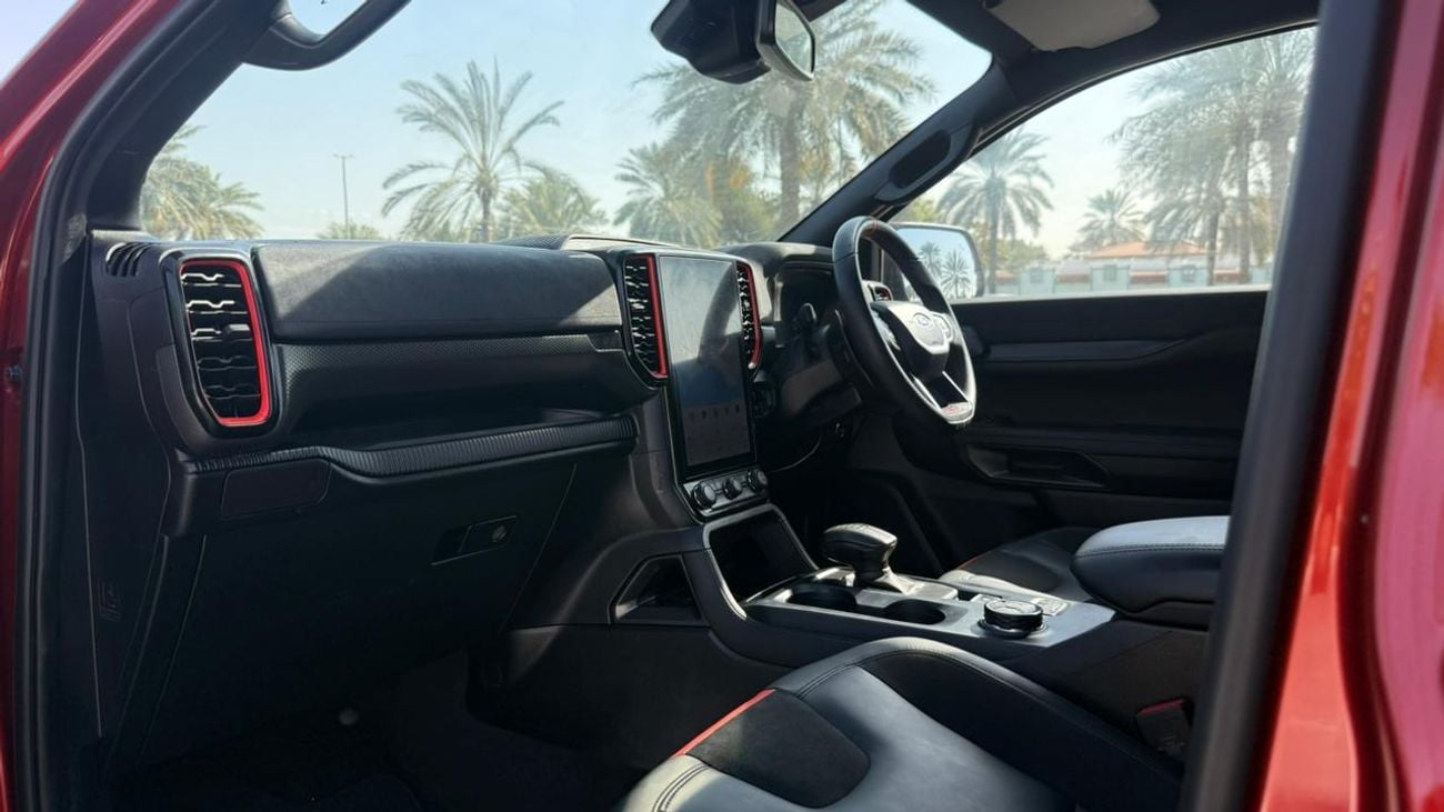 فورد رينجر رابتور Double Cabin Pickup 3.0L V6 Twin Turbo Petrol engine 4WD 360° Camera Automatic Gear 5 Seats 4 Doors