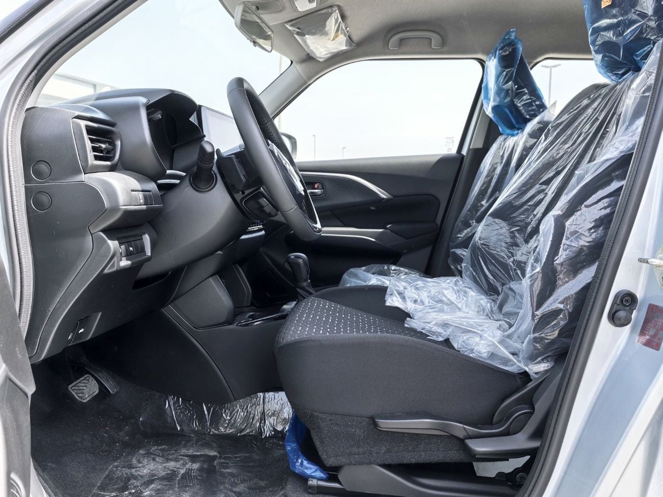 سوزوكي سويفت 2026 SUZUKI SWIFT 1.2L GLX WITH DVD+CAM A/T
