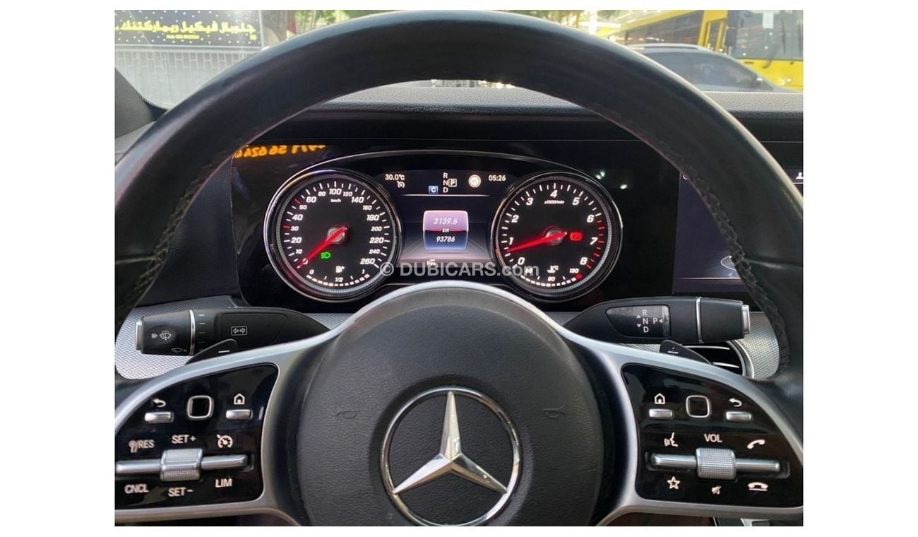 Mercedes-Benz E300 Mercedes-Benz E300 2019 Gasoline