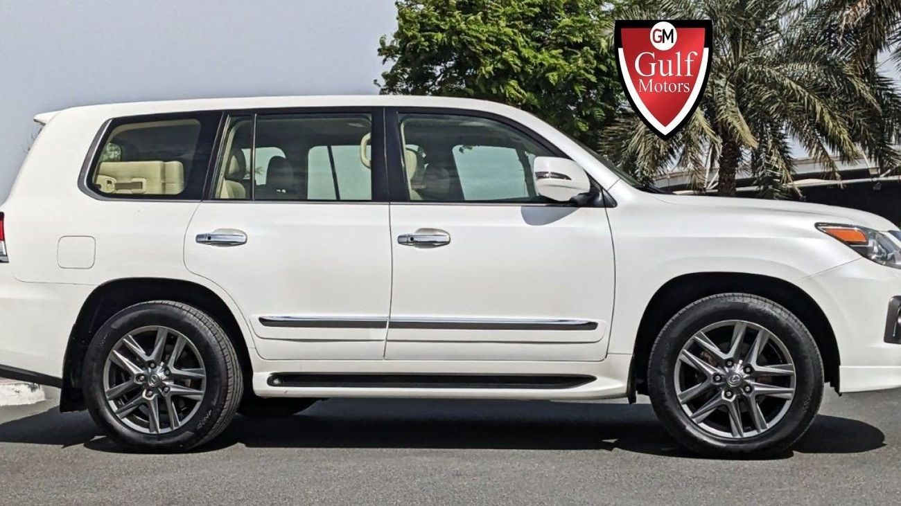 لكزس LX 570 5.7L-8CYL-Full option Excellent Condition GCC Specs