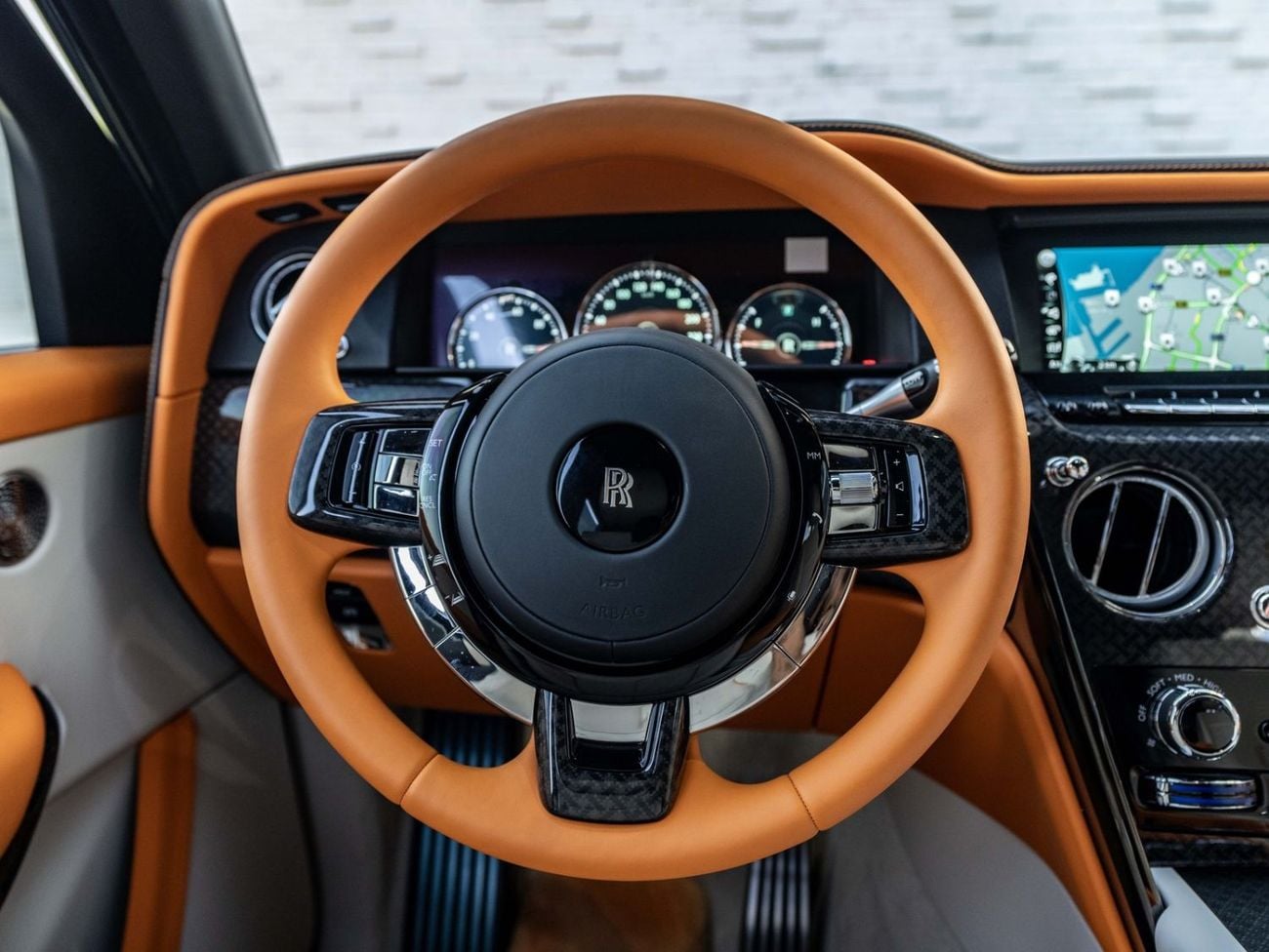 رولز رويس كولينان Rolls-Royce Cullinan Black Badge 2023