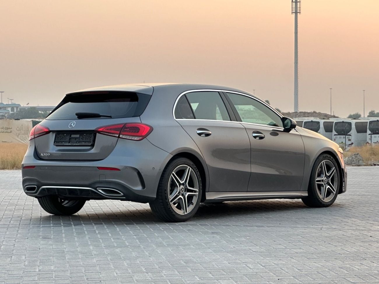 مرسيدس بنز A 200 AMG