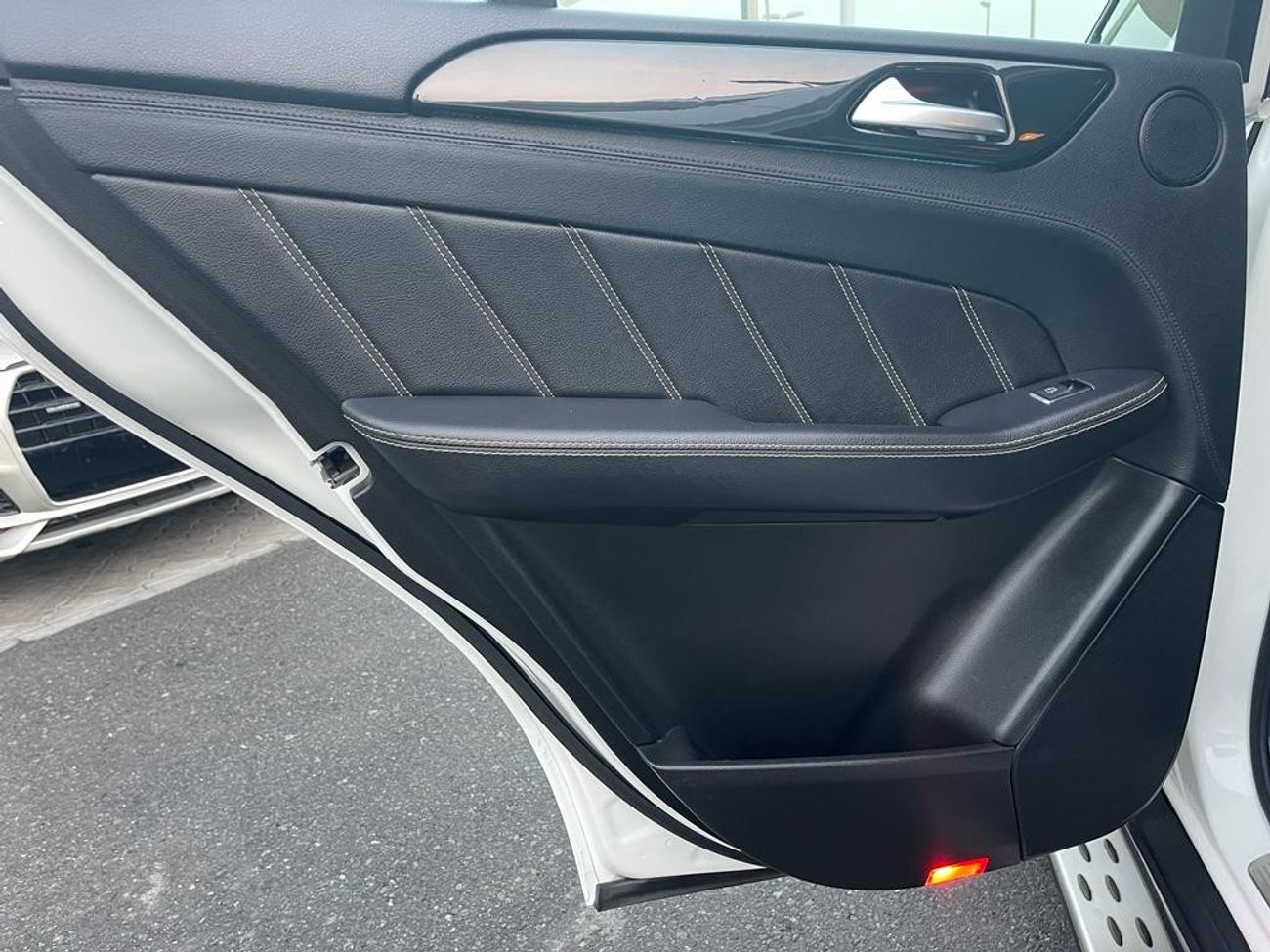 مرسيدس بنز GLE 63 AMG Mercedes GLE 63 AMG Japanese 2017 in excellent condition, full option