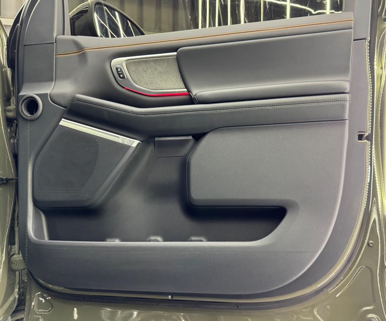 فورد إكسبيديشن Tremor 3.5L,440hp,V6 Petrol,Automatic,4x4,8 seats,5 doors