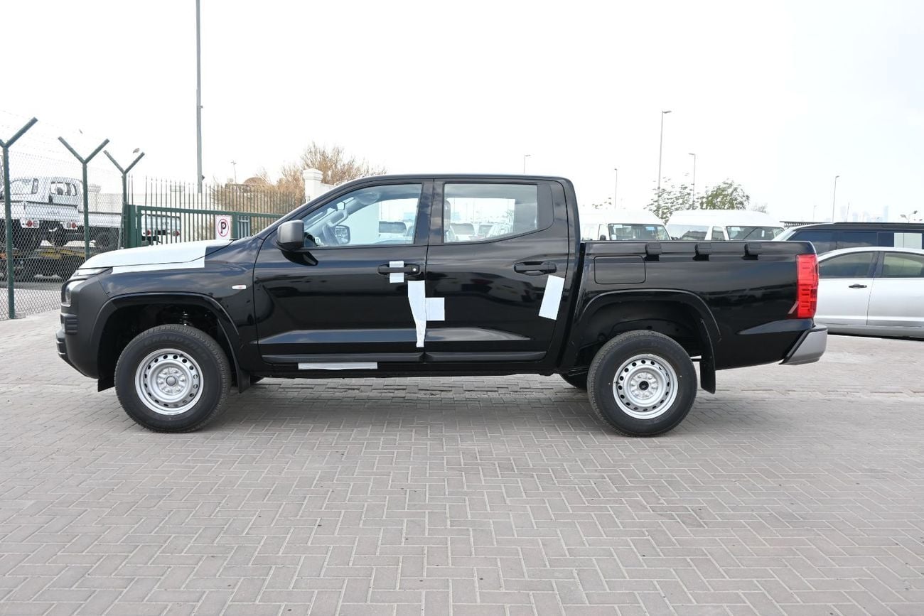 Mitsubishi L200 GL MITSUBISHI L200 2.4L PETROL DCABIN 4X4 5M/T MODEL 2026 BRAND NEW [SILVER /W/ G / B]