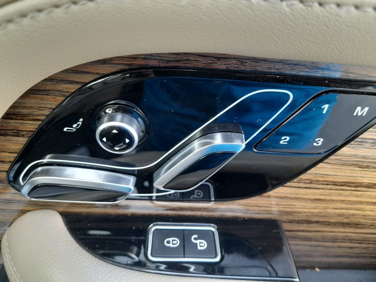 لاند روفر رينج روفر Land Rover Range Rover HSE Model Year- 2019 Kilometer- 159,400 Well-maintained car in excellent cond