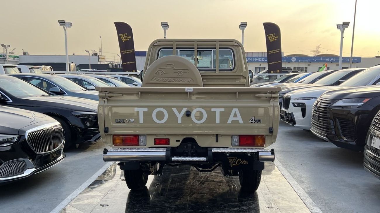 تويوتا لاند كروزر بيك آب SC 4.0L