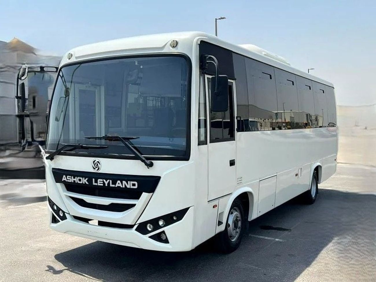 اشوك ليلاند أويستر Ashok Leyland Oyster MY-2026
