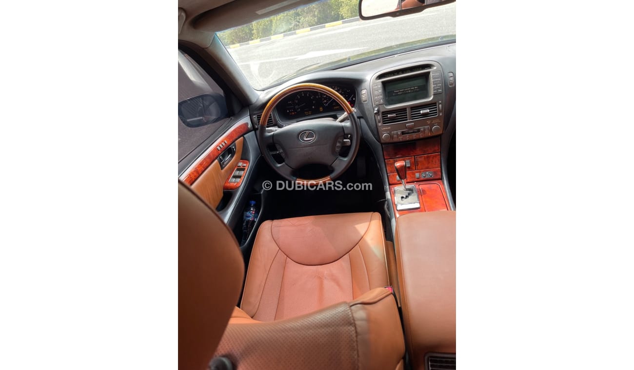 لكزس LS 430 Lexus LS 430  (USA  _ SPEC) -  2005  - VERY GOOD CONDITION