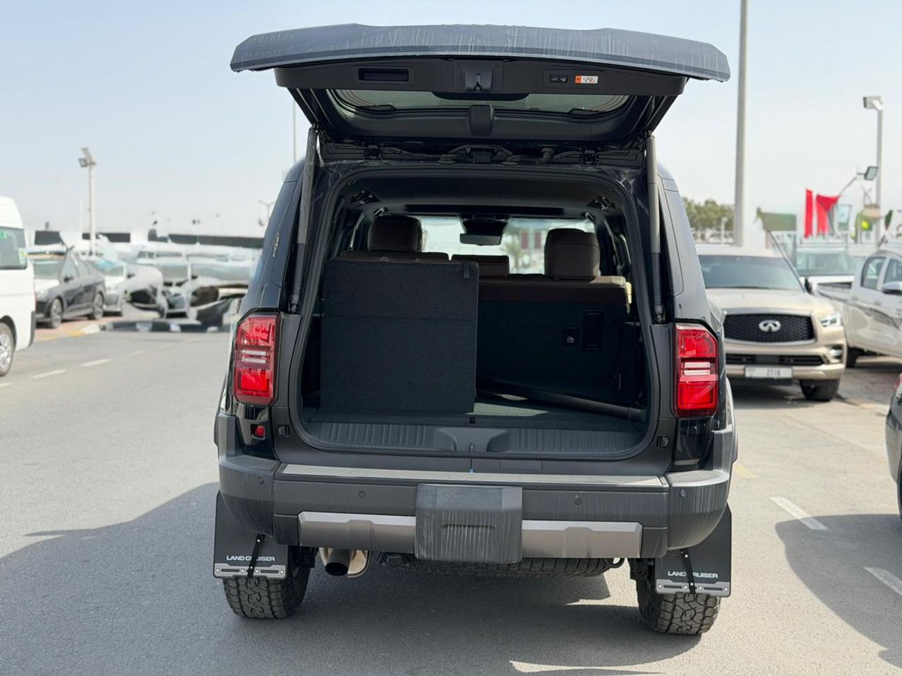 تويوتا برادو 2.8L TURBO DIESEL ADVENTURE AUTOMATIC TRANSMISSION( FOR RE-EXPORT ONLY )