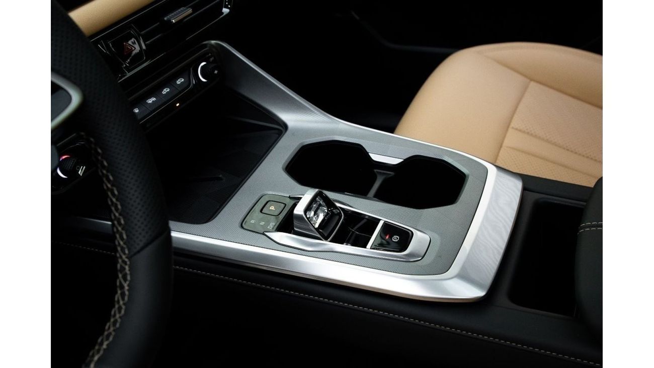 GAC GS3 EMZOOM R-STYLE SPORT EDITION | 1,625 P.M  | 0% Downpayment | Brand New!