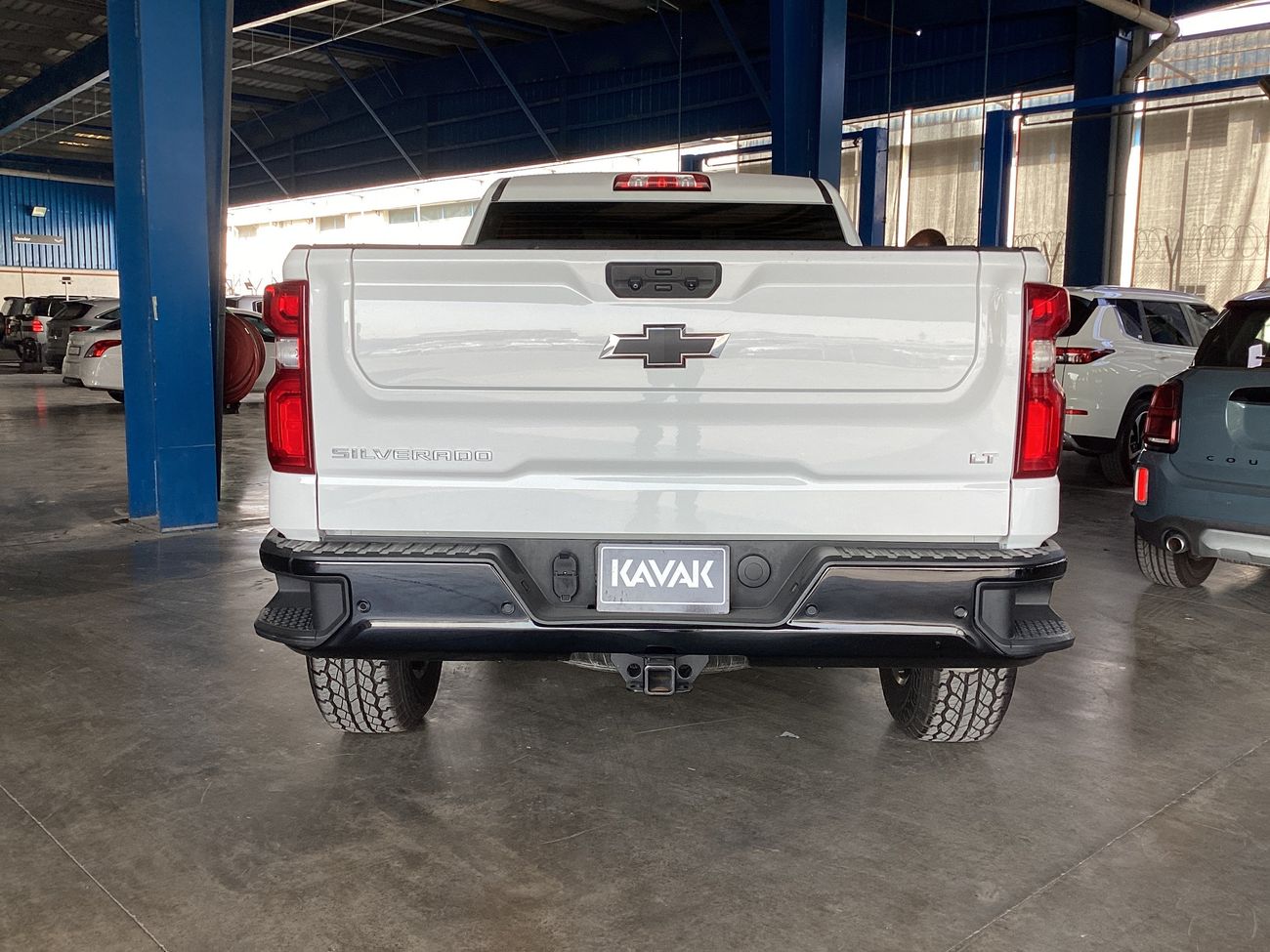 شيفروليه سيلفارادو 5.3 1LT 4WD R\C | شامل الضمان | 0 ﺪﻔﻋﺓ ﺃﻮﻟﻯ