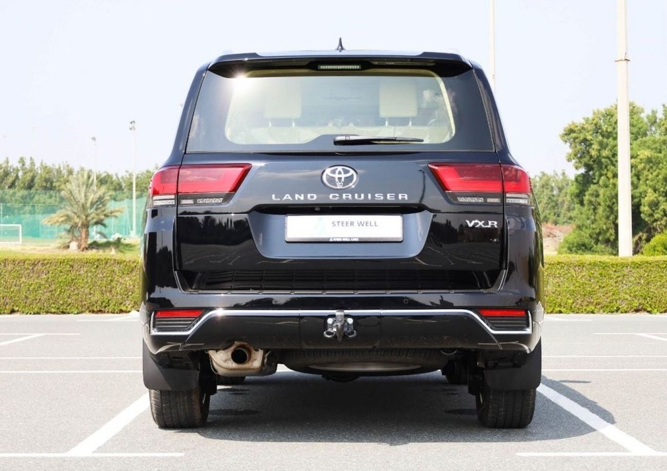 Toyota Land Cruiser LIMITED TIME OFFER 2023 | LC 300 VXR SUV PETROL 4.0L 4WD SUV WITH GCC SPECS EXPORT ONLY