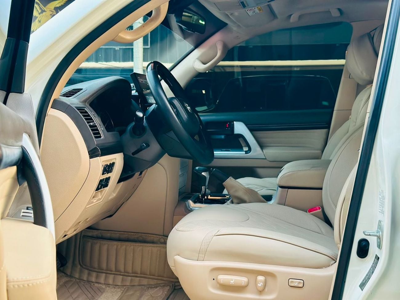 Toyota Land Cruiser GXR