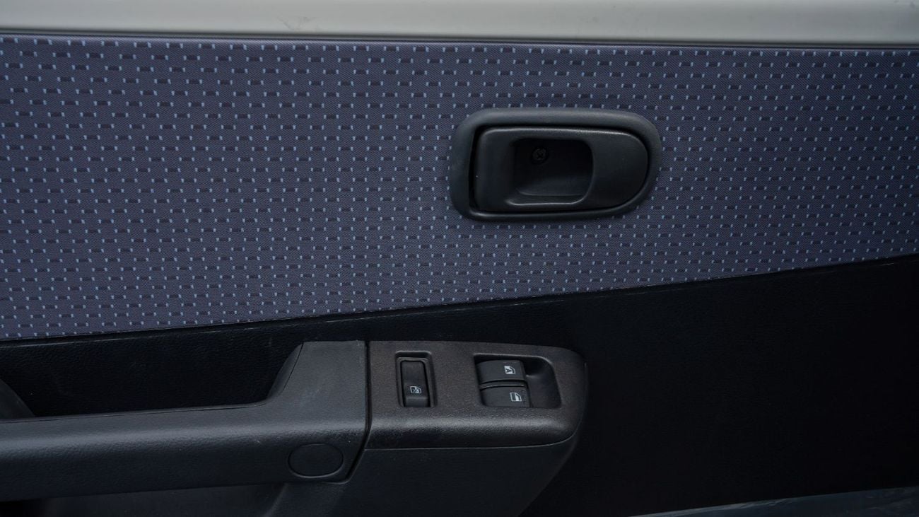 تويوتا لايت آيس 2026 Toyota LiteAce 1.5L AT Petrol (White-Black)