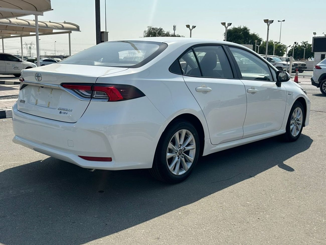 تويوتا كورولا 1.8 HYBRID, LEATHER SEAT, CRUISE CONTROL, SUNROOF MODEL 2025