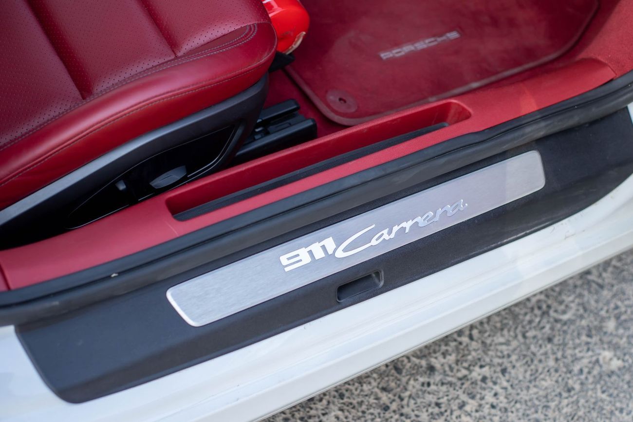 Porsche 911 Carrera 3.0L (444 HP) Coupe