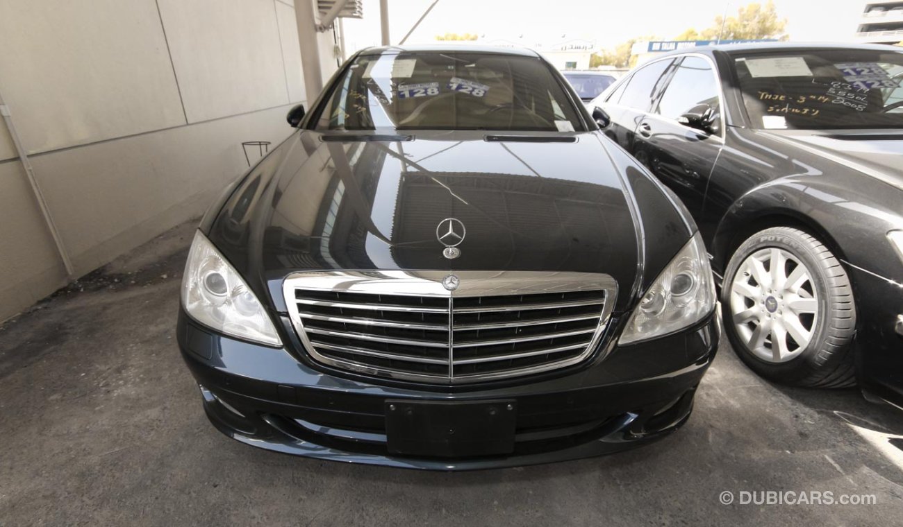 مرسيدس بنز S 550