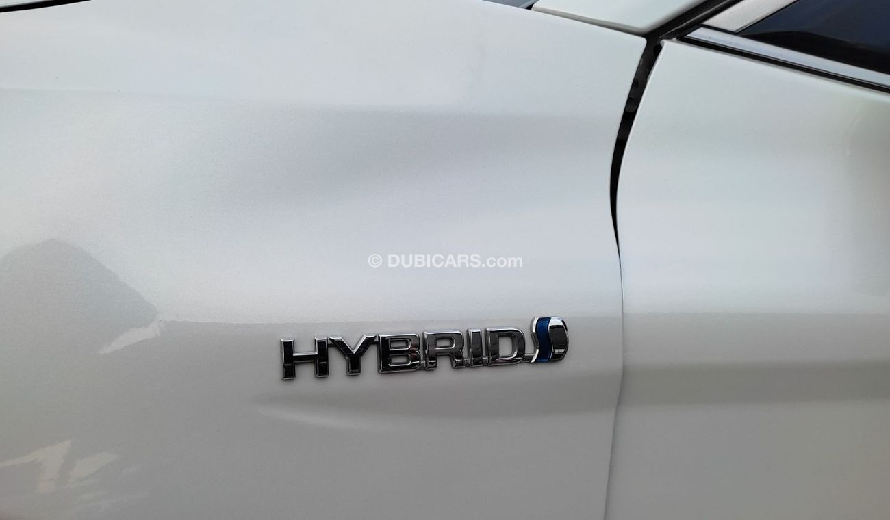 Toyota Camry GCC Full options, Hybrid, 2.5L,