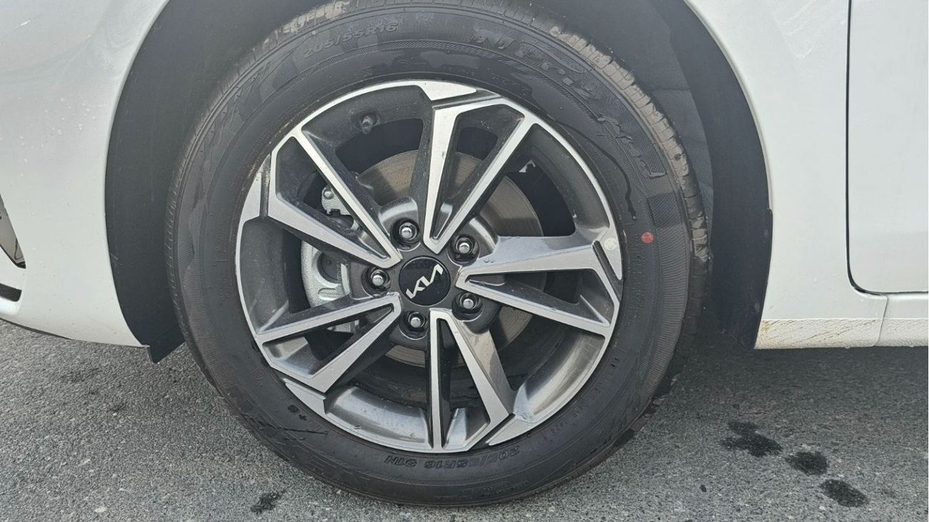 كيا K3 KIA K3 1.5L 2024 FULL OPTION WITH SUNROOF