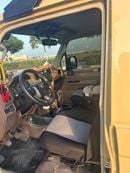 Toyota Land Cruiser 70 lc71