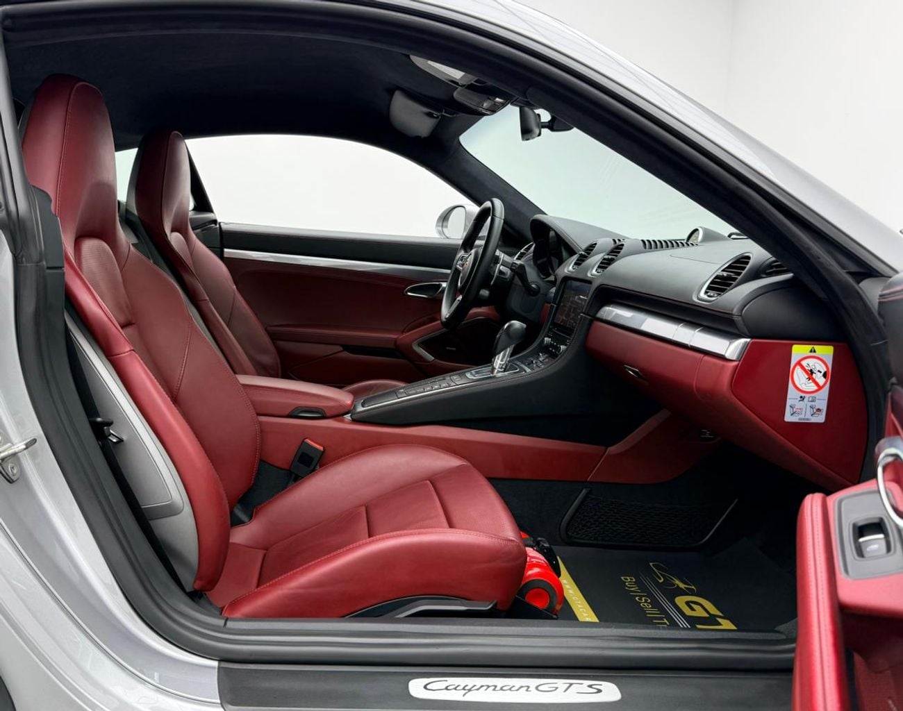 Porsche 718 Cayman 2018 Porsche 718 Cayman GTS, 2026 Porsche Warranty, Full Porsche Service History, Fully Loaded, GCC