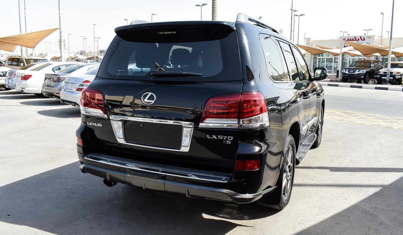 Lexus LX570 S