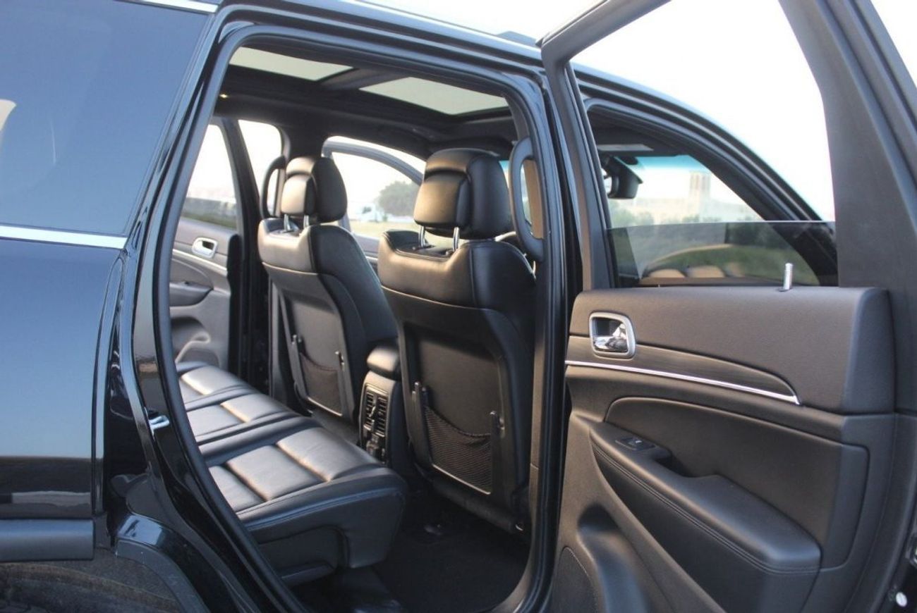 جيب جراند شيروكي ليميتيد غراند شيروكي2017