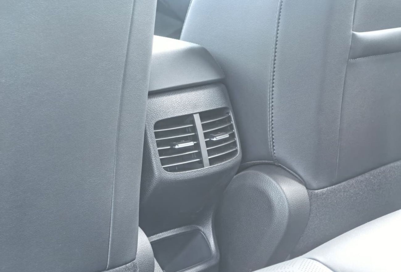 Kia Seltos KIA SELTOS,1.5L,LUXURY,PANORAMIC ROOF,LEATHER SEATS,4 CAMERA,17''AW,A.T,2025