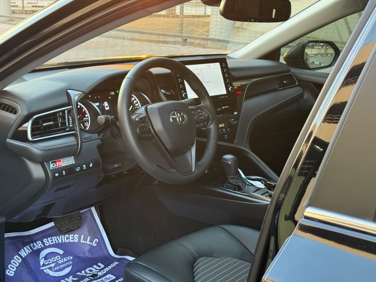 تويوتا كامري SE 2.5L (204 HP)