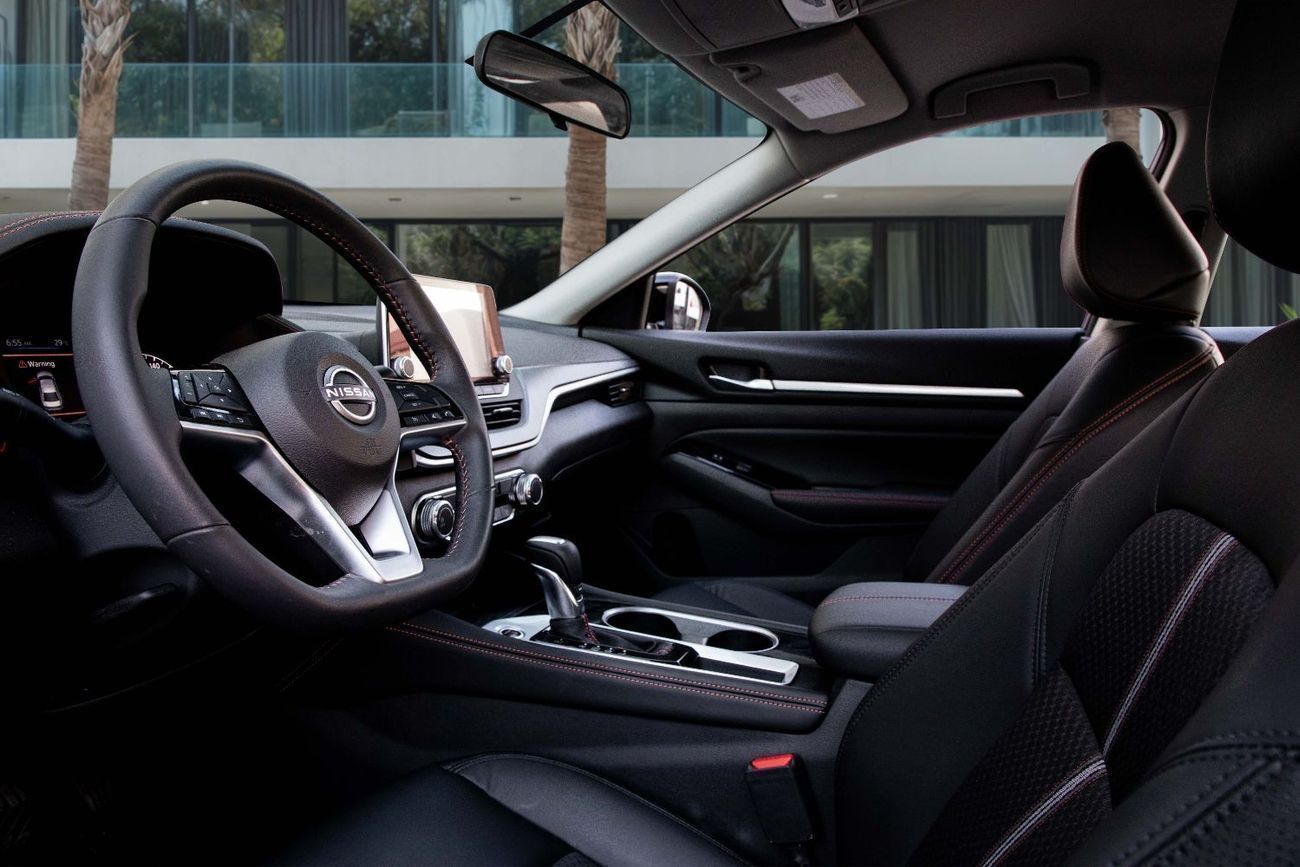 Nissan Altima Altima SR | 1,959 P.M | 0% Downpayment | Warranty!