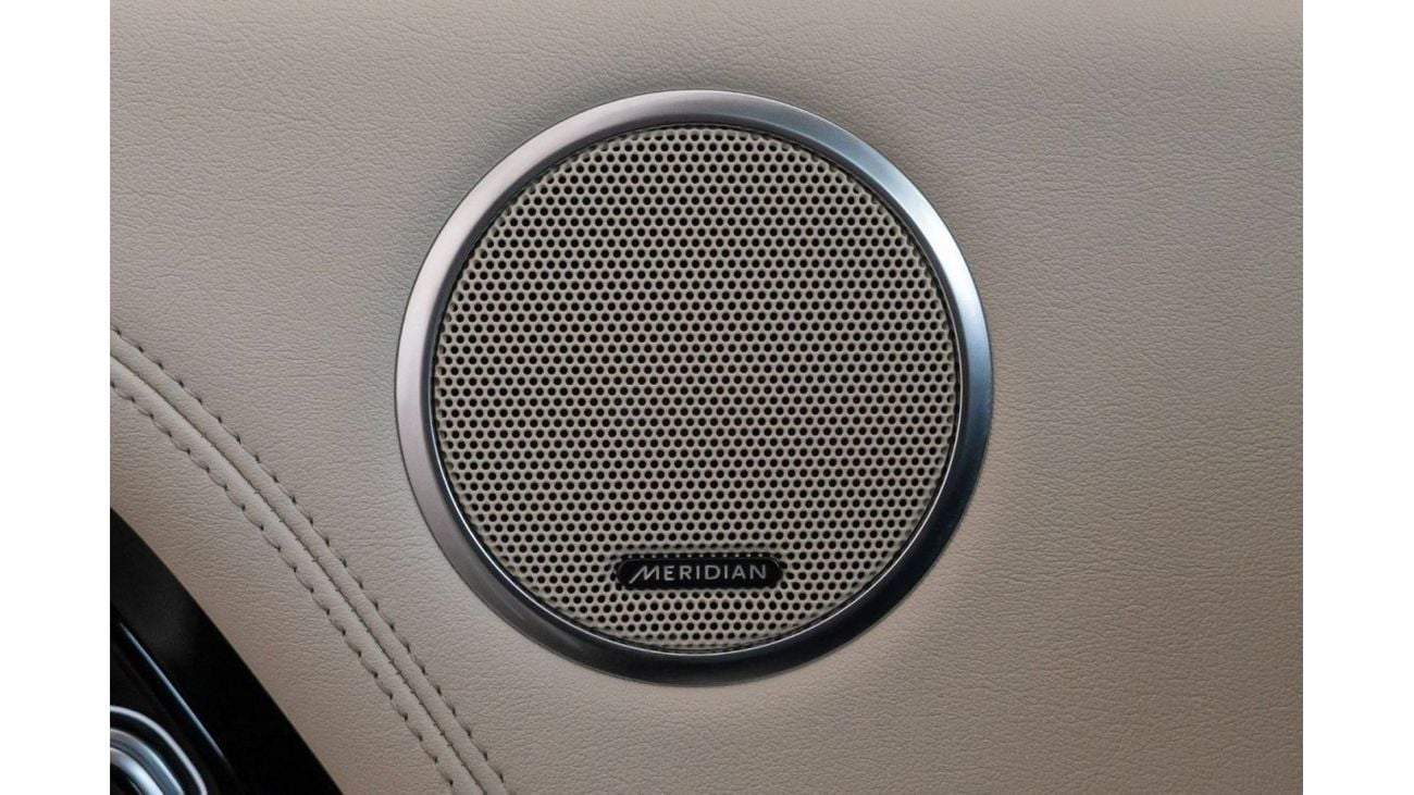 Land Rover Range Rover 2021 Range Rover Vogue Westminster Edition / Al Tayer Warranty & Service Contract