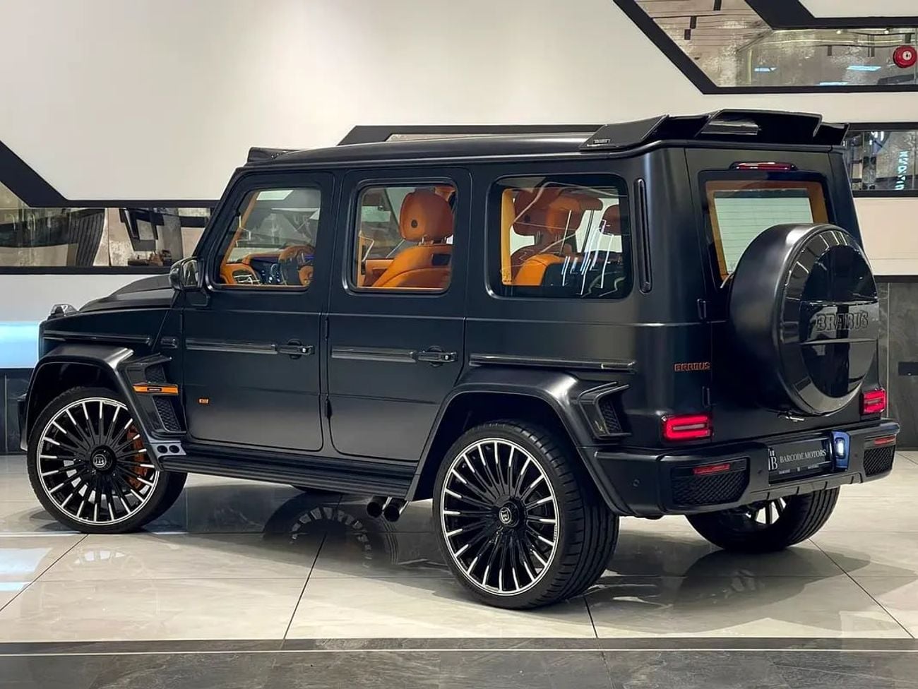 Mercedes Benz G63 AMG G63 / / BRABUS KIT G800 / SPECIAL COLOR / FULL CARBON FIBER