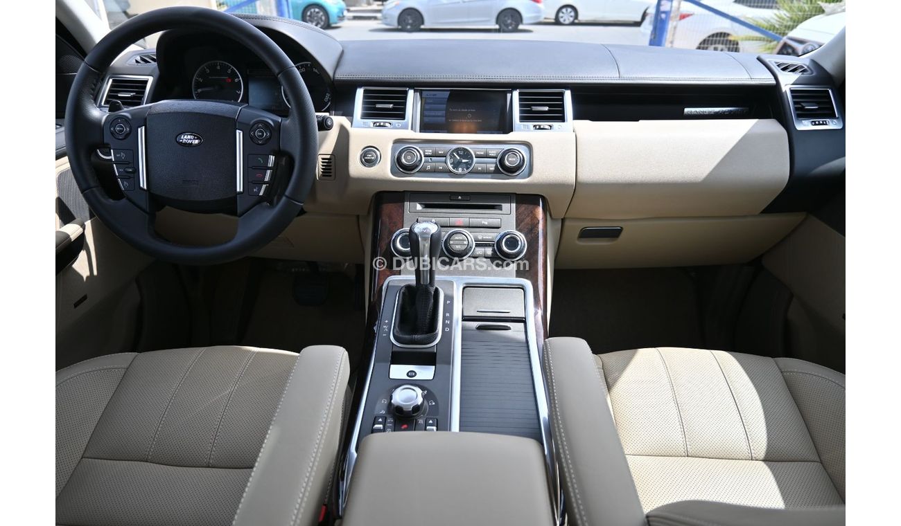 Land Rover Range Rover Sport Range Rover Sport Supercharged HST 5.0L Petrol, V8, SUV, AWD, 5Doors Color: Gold Model: 2011
